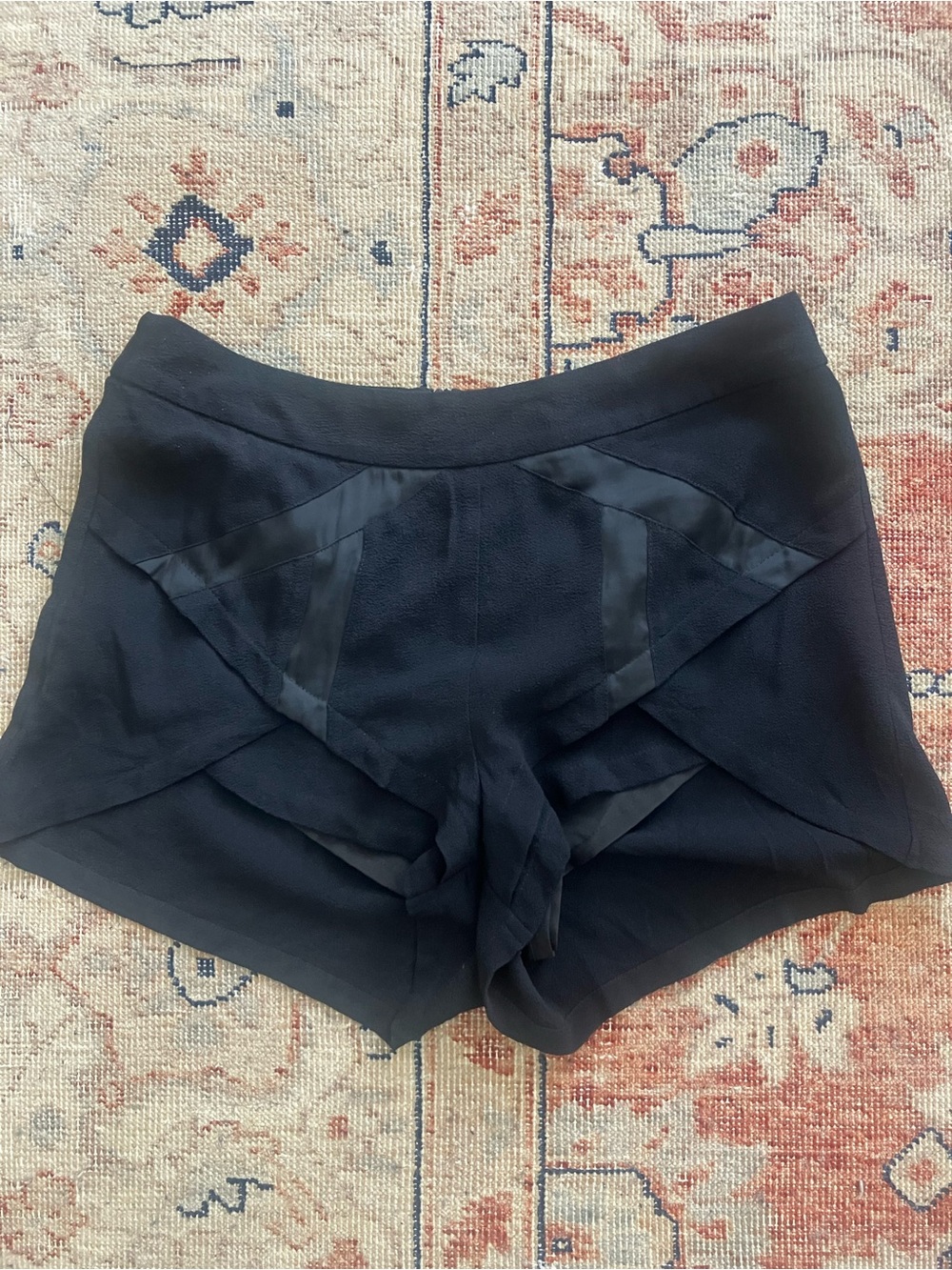 H&M Women's Black Layered Hem Shorts - NWT